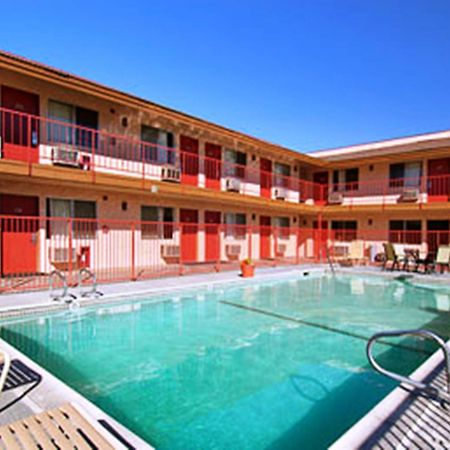 Park Avenue Inn & Suites Victorville Dış mekan fotoğraf