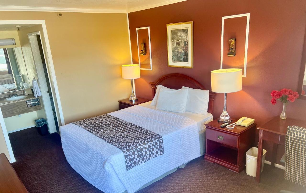 Park Avenue Inn & Suites Victorville Dış mekan fotoğraf