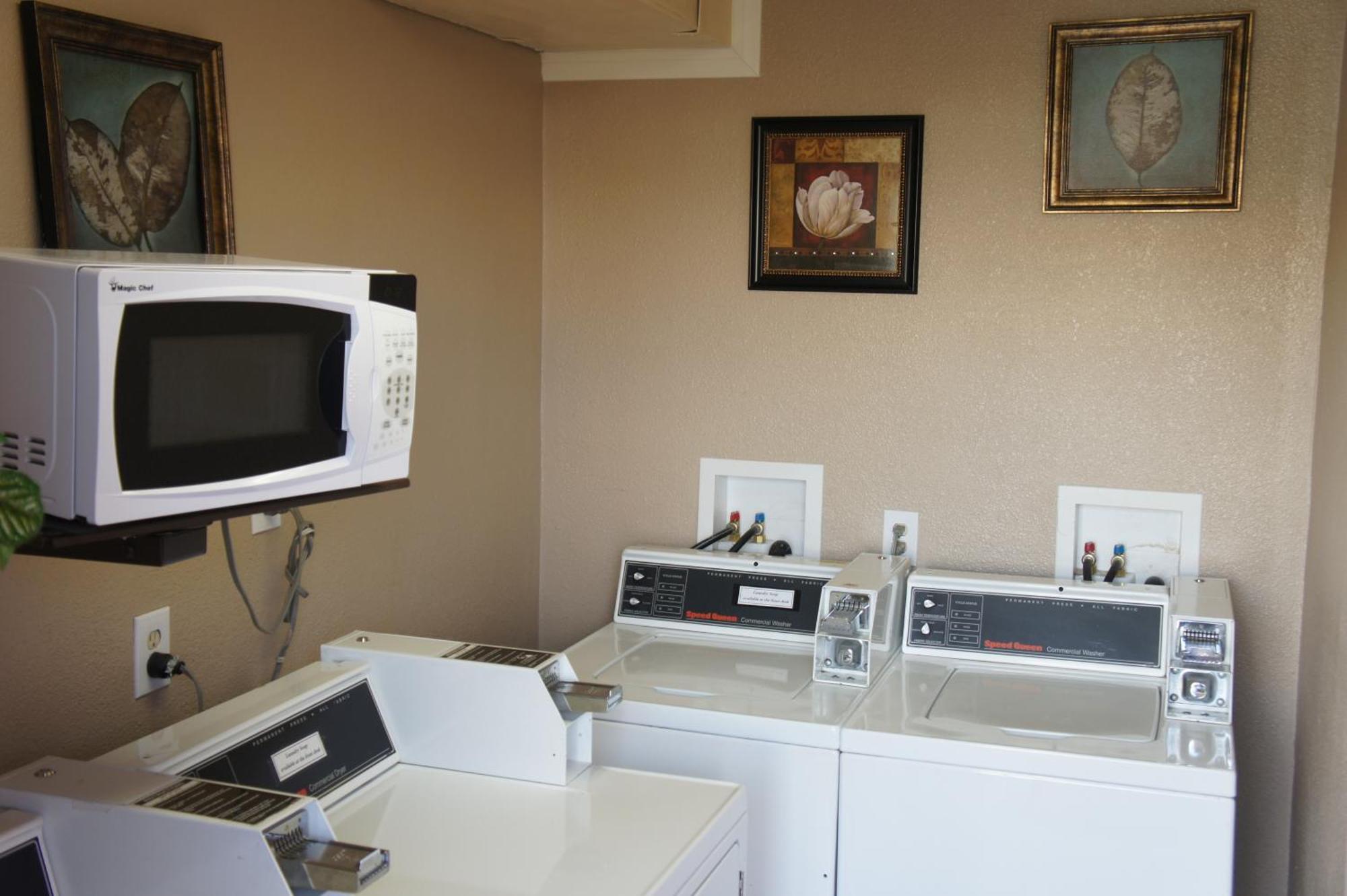 Park Avenue Inn & Suites Victorville Dış mekan fotoğraf