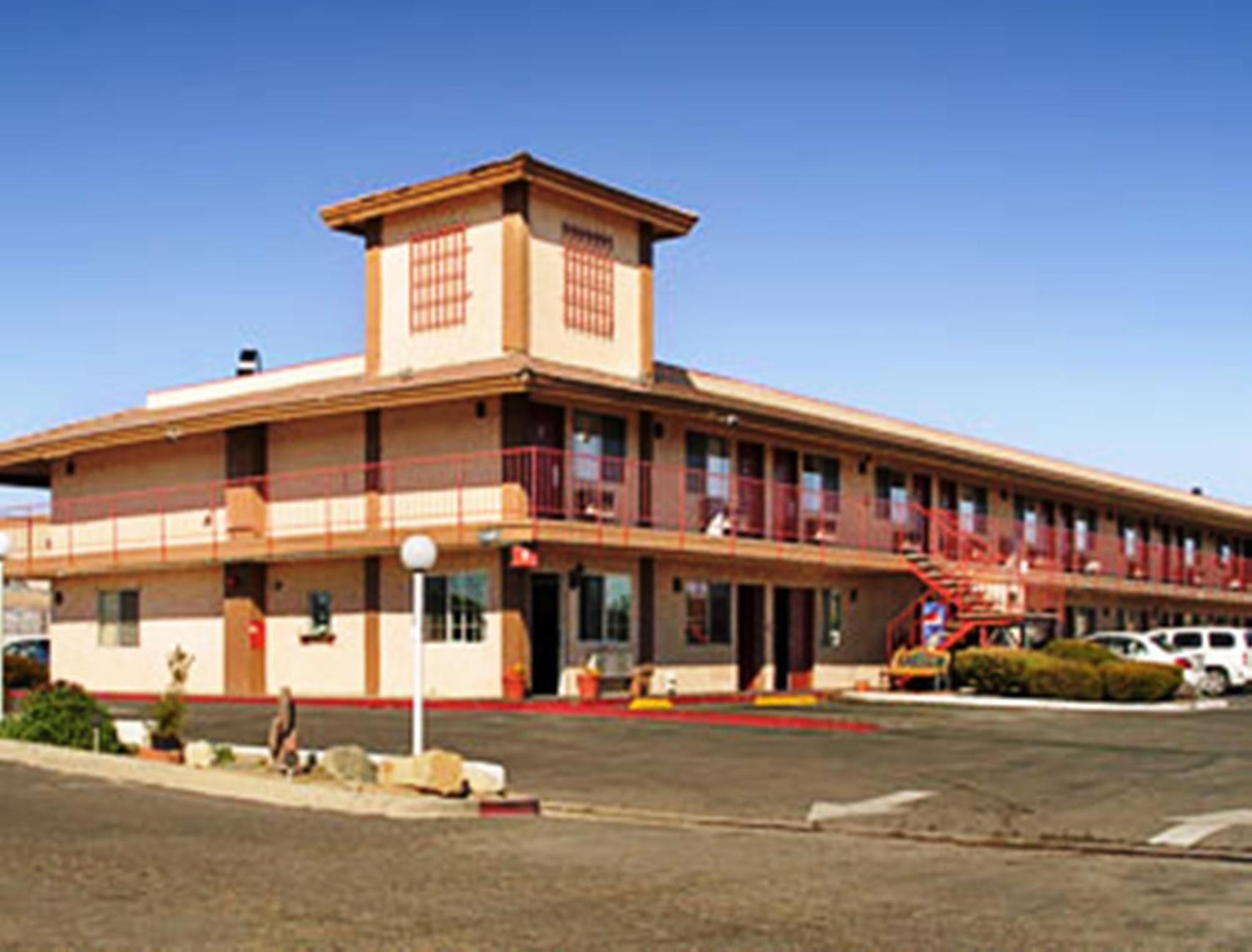 Park Avenue Inn & Suites Victorville Dış mekan fotoğraf