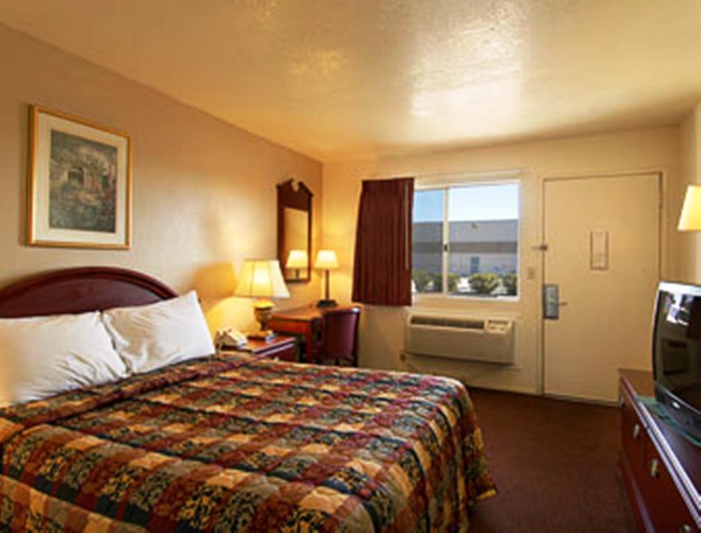 Park Avenue Inn & Suites Victorville Oda fotoğraf