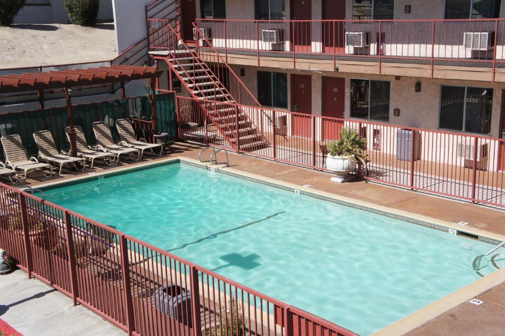 Park Avenue Inn & Suites Victorville Dış mekan fotoğraf