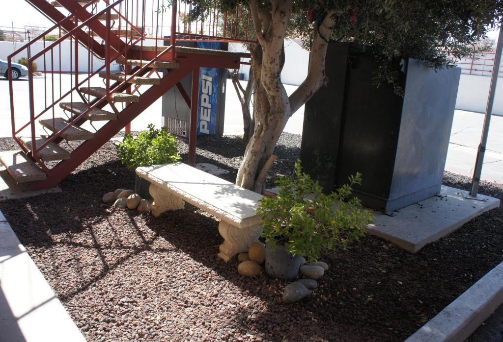 Park Avenue Inn & Suites Victorville Dış mekan fotoğraf